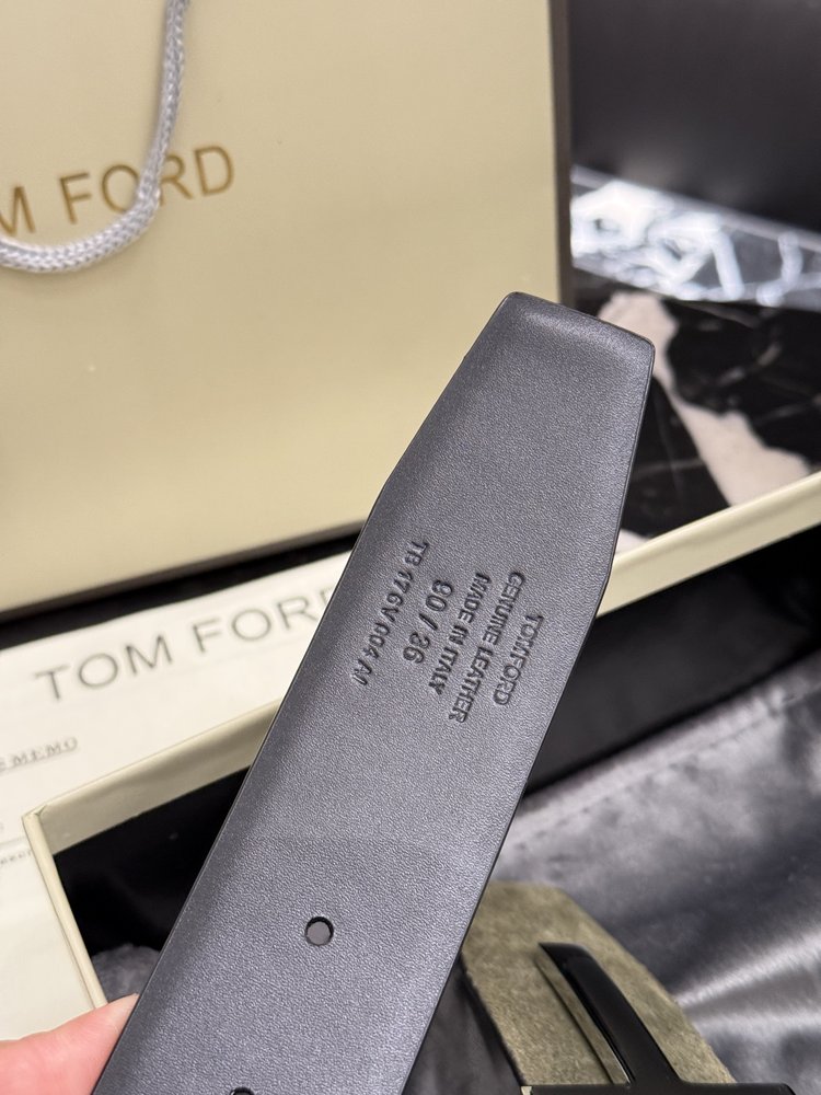 TOM FORD 양면 송아지가죽 비즈니스 벨트 001-285901