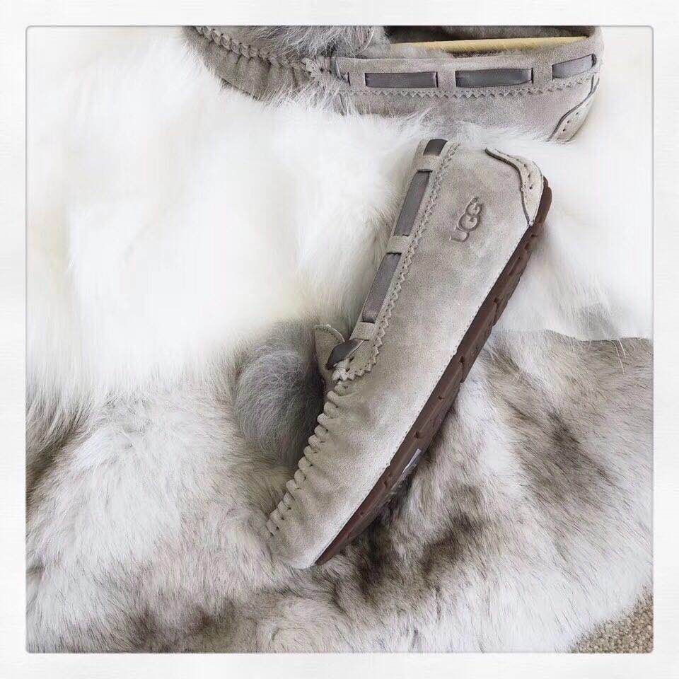 UGG Dakta 폼폼 시리즈 숏부츠 001-286111