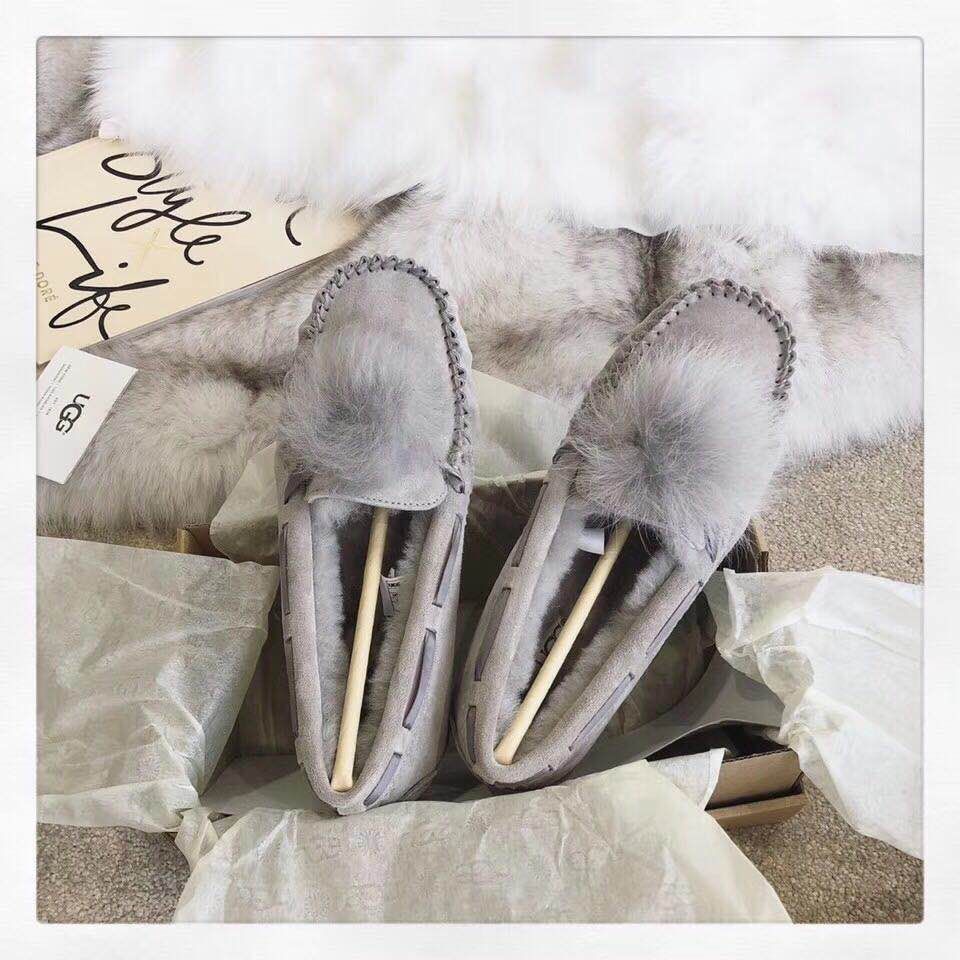 UGG Dakta 폼폼 시리즈 숏부츠 001-286111