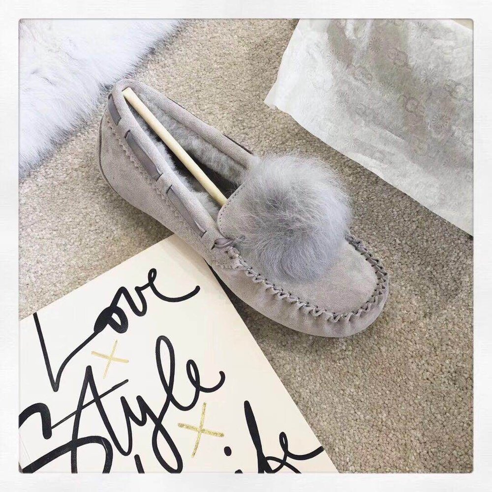 UGG Dakta 폼폼 시리즈 숏부츠 001-286111