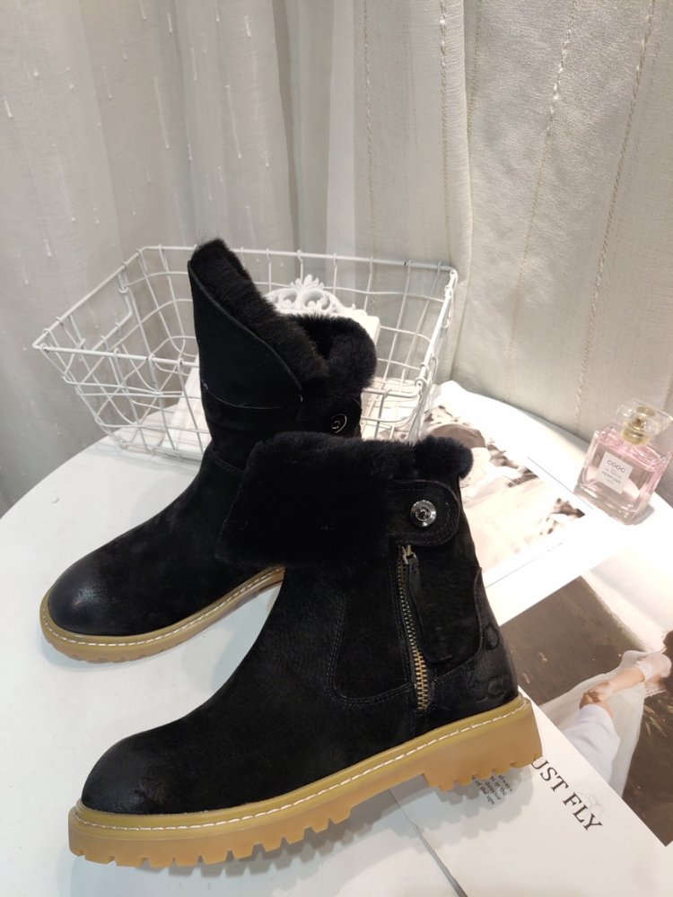 UGG 클래식 업그레이드 2.0 스노우 부츠 001-286123