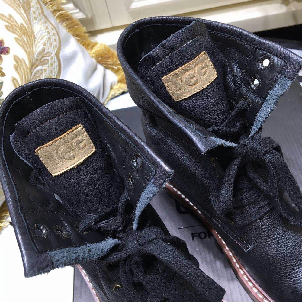 UGG 클래식 업그레이드 2.0 여성 부츠 001-286132