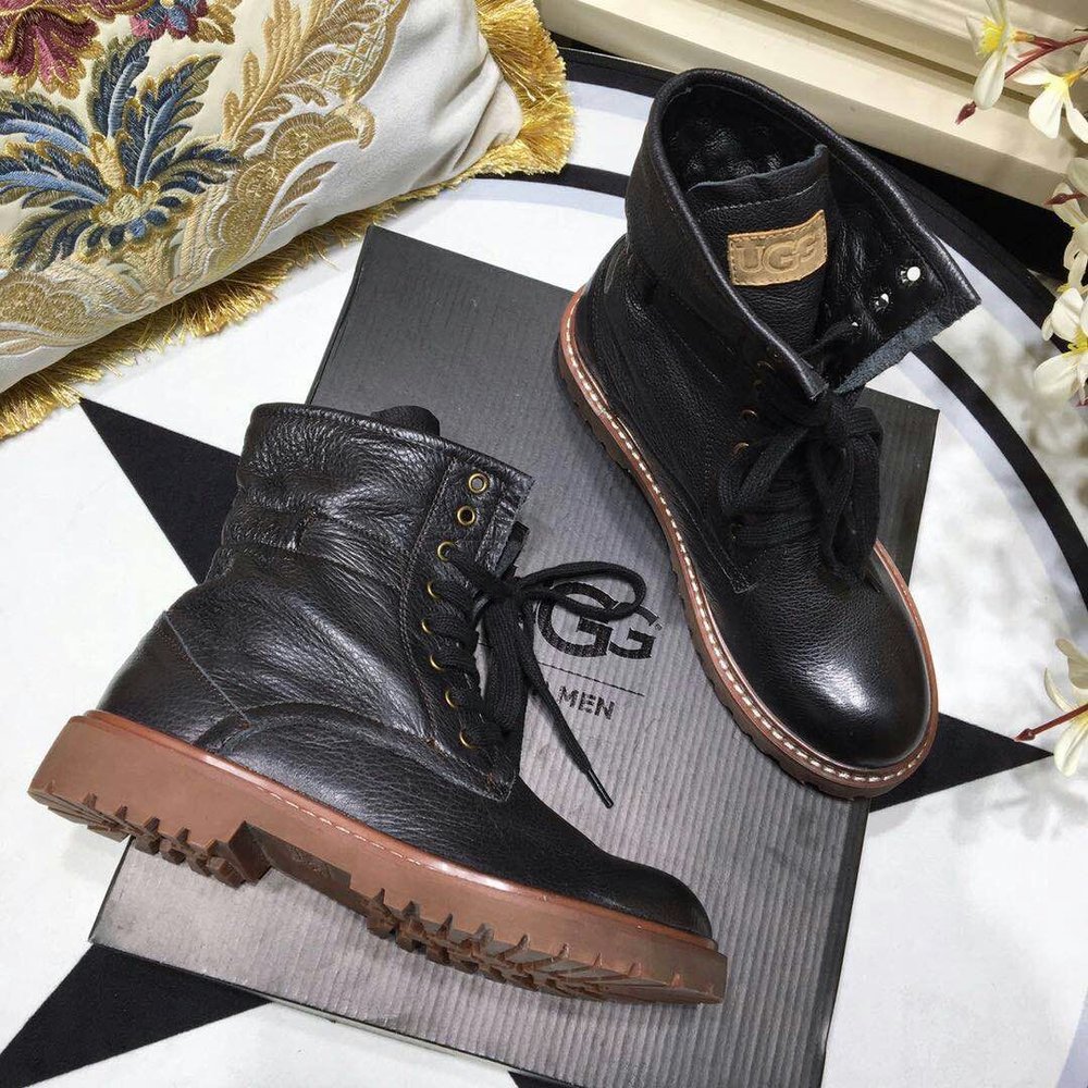 UGG 클래식 업그레이드 2.0 여성 부츠 001-286132