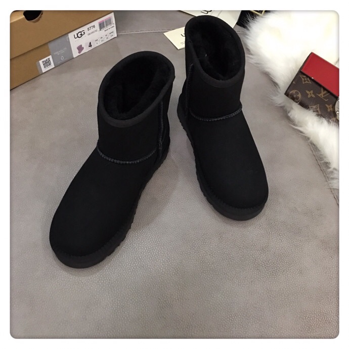 피그피그 UGG 콜라보 스노우부츠 001-286134