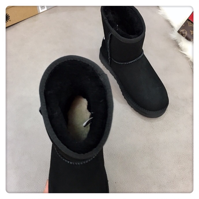 피그피그 UGG 콜라보 스노우부츠 001-286134