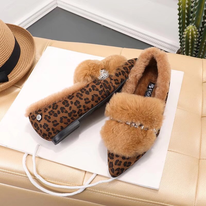 UGG 토끼털 크리스탈 플랫슈즈 001-286158
