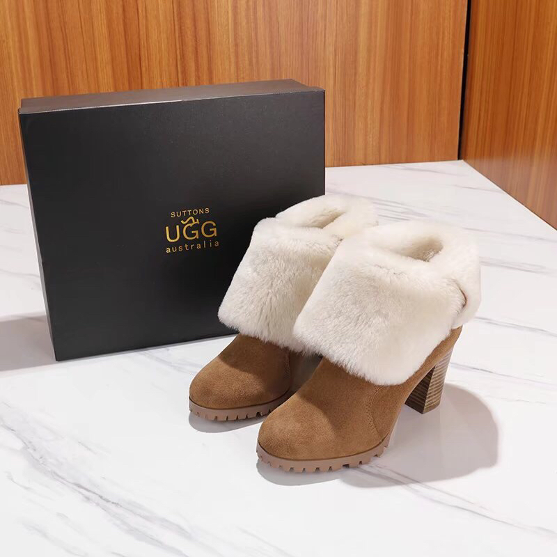 UGG 고광택 소가죽 스웨이드 퍼 앵클 부츠 001-286162