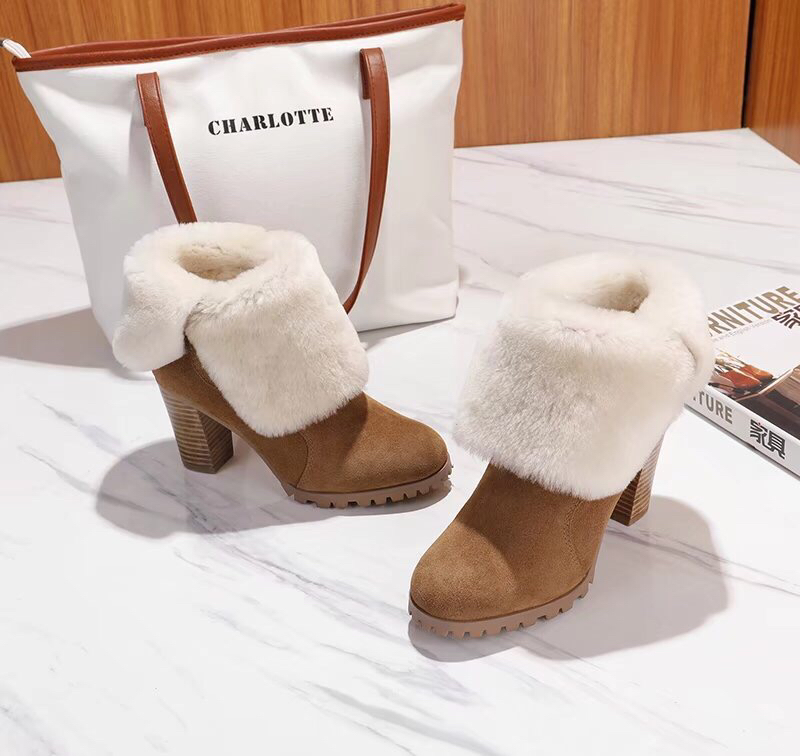 UGG 고광택 소가죽 스웨이드 퍼 앵클 부츠 001-286162