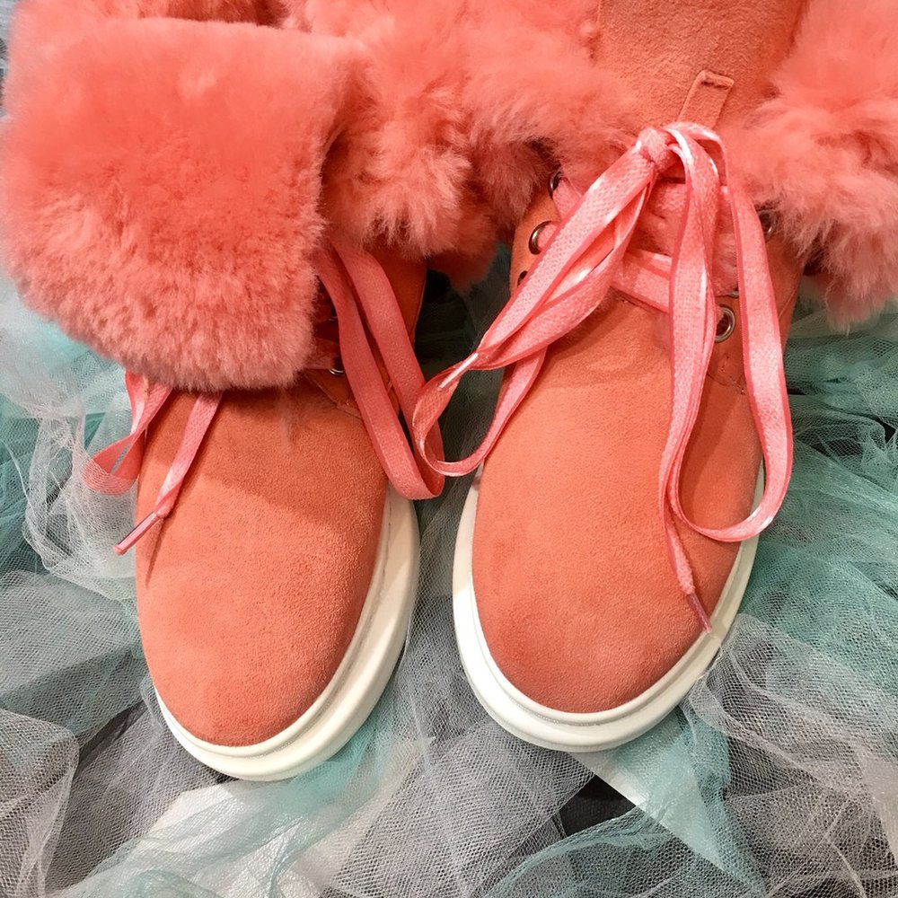 UGG 클래식 스노우부츠 업그레이드 버전 001-286171