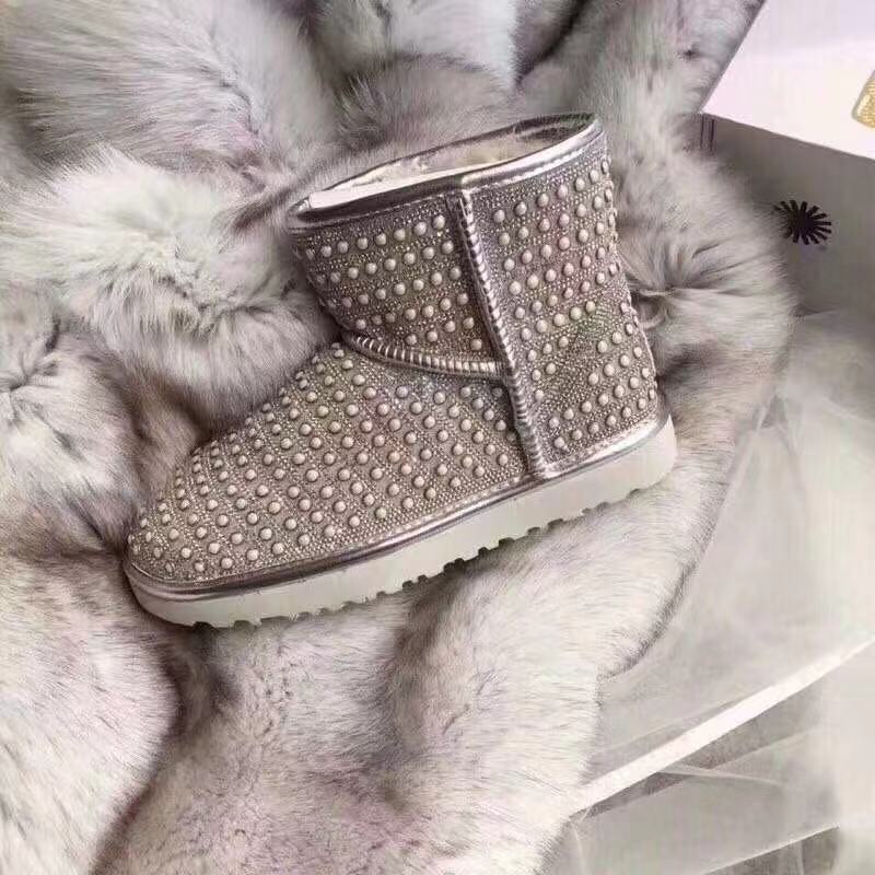 UGG 진주 라인석 양털 스노우부츠 001-286178