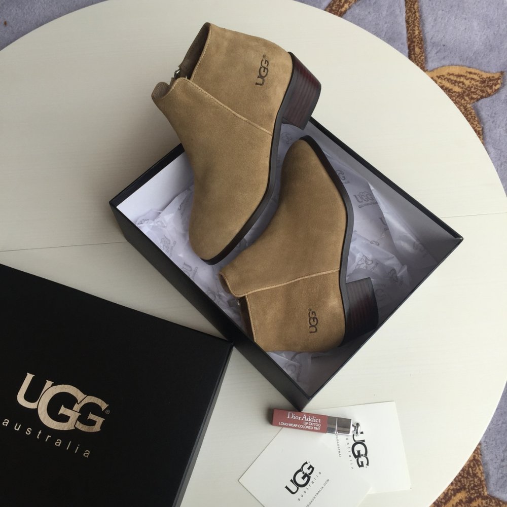 오리지널 UGG 소가죽 양모 스노우부츠 001-286189