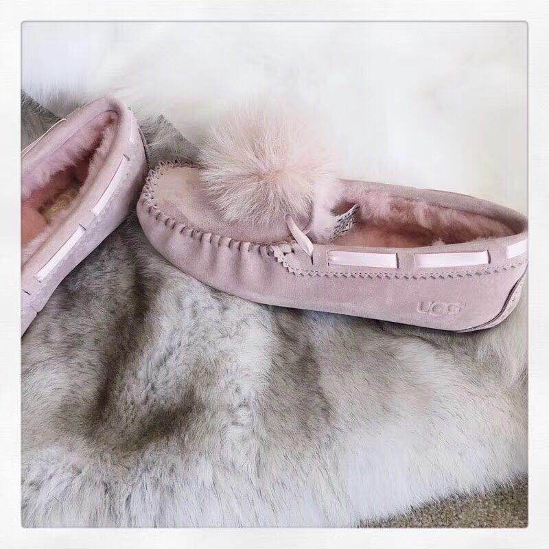 UGG 폼폼 시리즈 여성 부츠 001-286198
