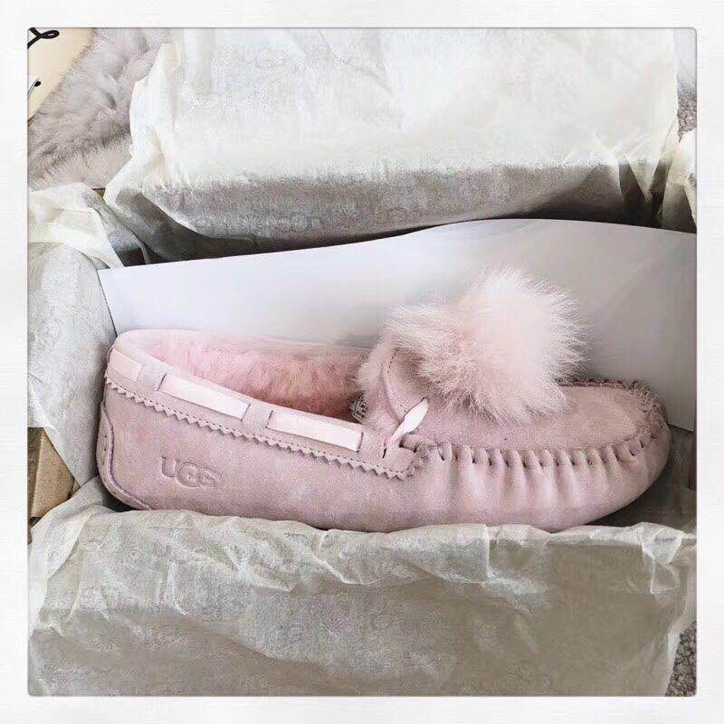 UGG 폼폼 시리즈 여성 부츠 001-286198