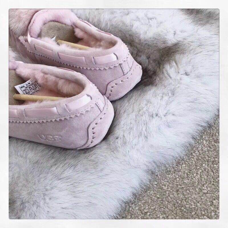 UGG 폼폼 시리즈 여성 부츠 001-286198