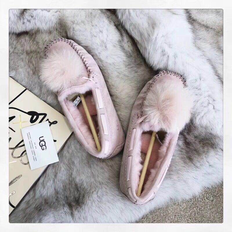 UGG 폼폼 시리즈 여성 부츠 001-286198