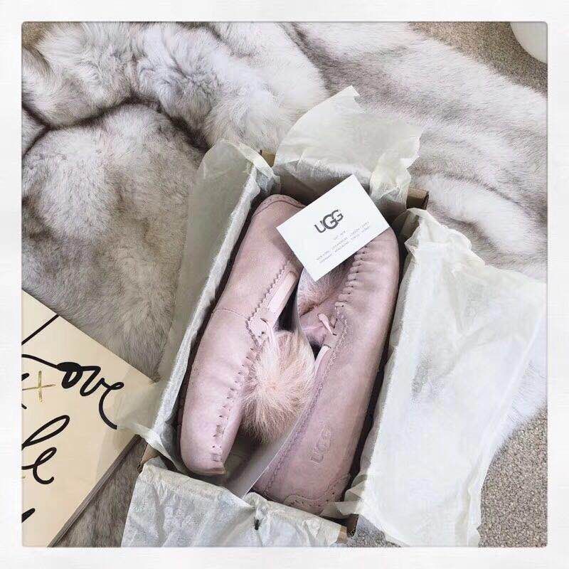 UGG 폼폼 시리즈 여성 부츠 001-286198