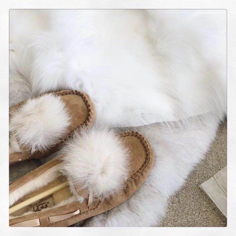 UGG 폼폼 시리즈 여성 부츠 001-286199