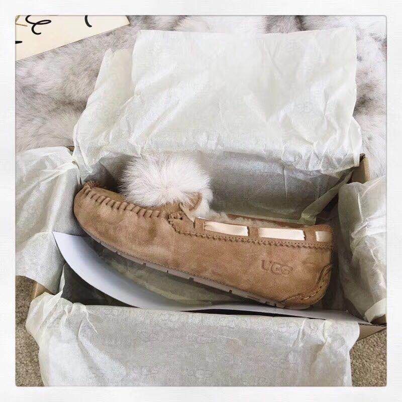 UGG 폼폼 시리즈 여성 부츠 001-286199