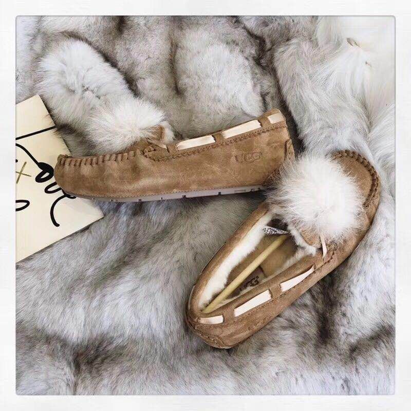 UGG 폼폼 시리즈 여성 부츠 001-286199