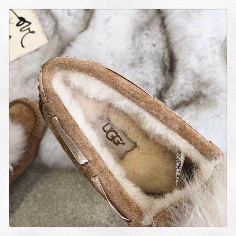 UGG 폼폼 시리즈 여성 부츠 001-286199