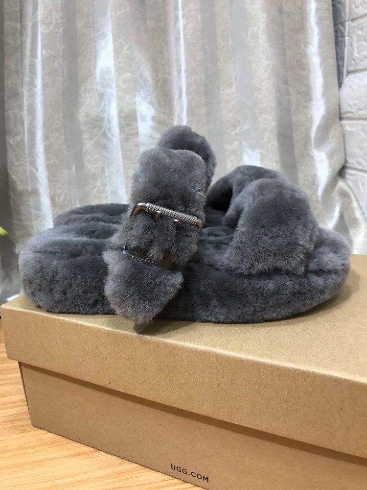 UGG 클래식 스노우 부츠 001-286215