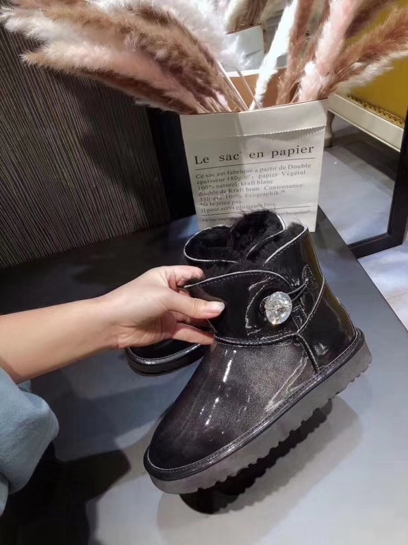 UGG 몽환 시리즈 스노우 부츠 001-286218