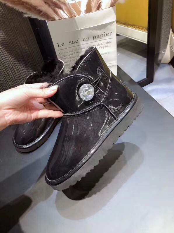UGG 몽환 시리즈 스노우 부츠 001-286218