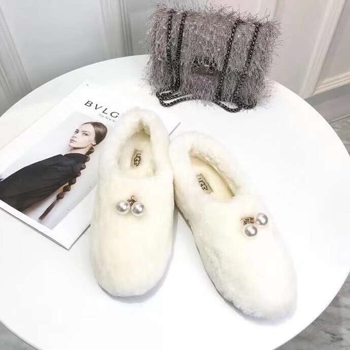 UGG 울 원피스 로퍼 001-286221