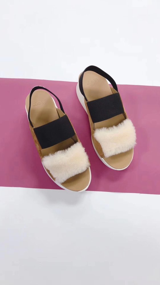 UGG 여성 두꺼운 굽 샌들 001-286224