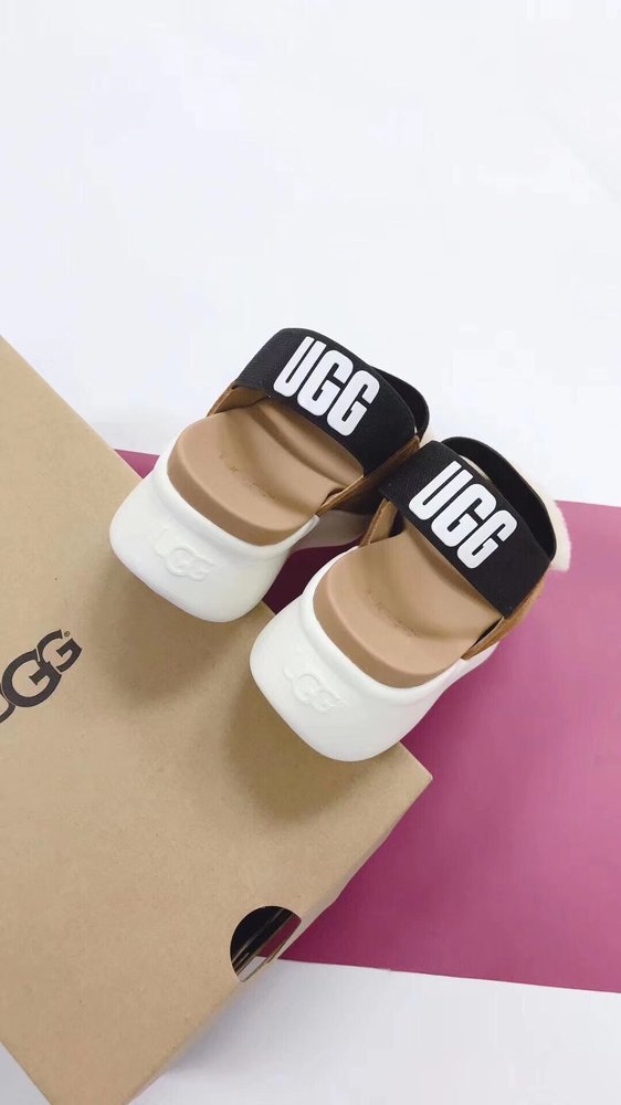 UGG 여성 두꺼운 굽 샌들 001-286224