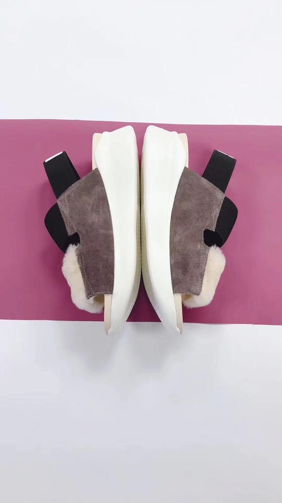 UGG 실버레이크 두꺼운 뒤꿈치 캐주얼 샌들 001-286225