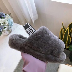 UGG 양면 코코넛 밀크 퍼 슬리퍼 001-286230