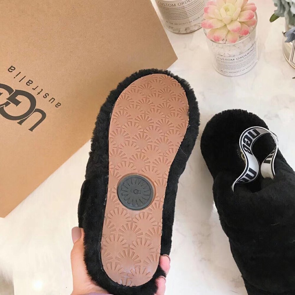 UGG 양면 코코넛 털 슬리퍼 001-286231