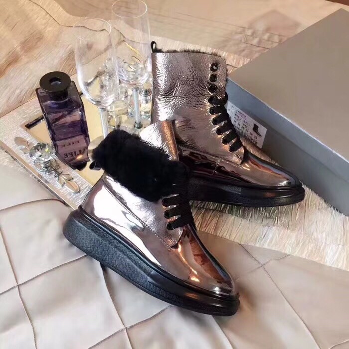 클래식 UGG 스노우부츠 업그레이드 여성용 001-286242