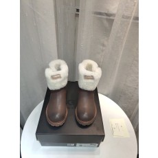 UGG 클래식 업그레이드 2.0 방한부츠 001-286267