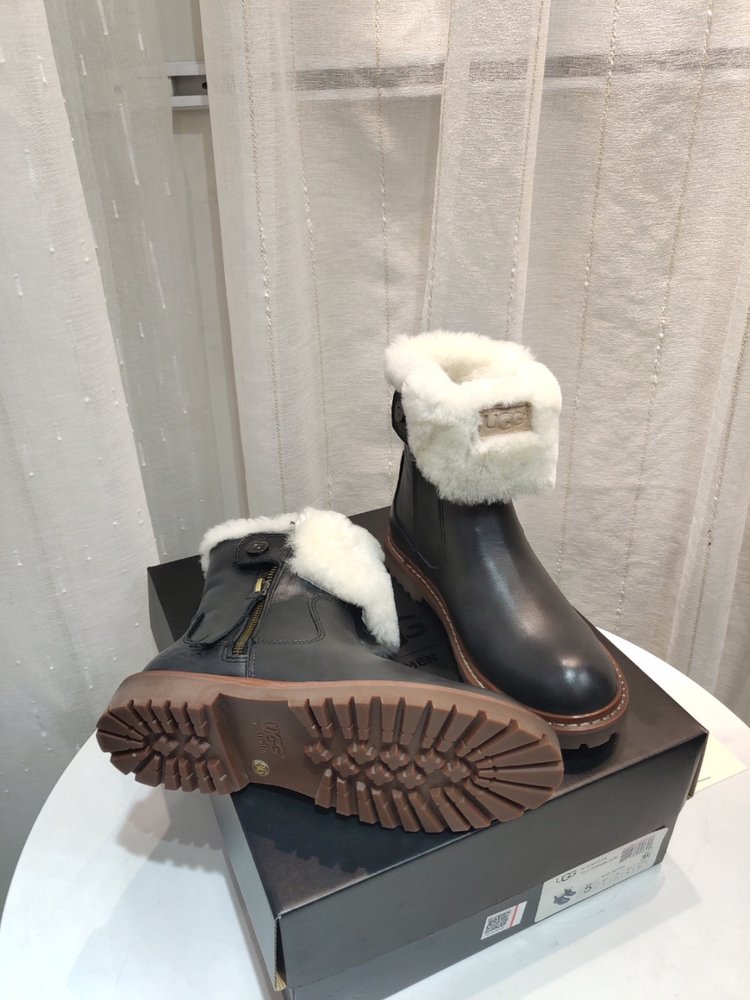 UGG 버전 2.0 업그레이드 순모피 일체 숏부츠 001-286268
