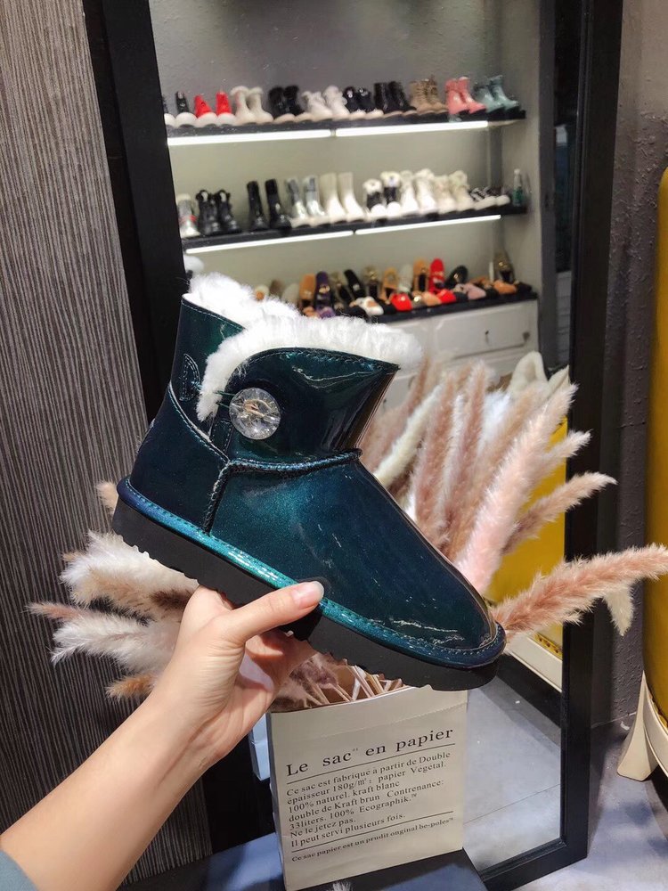 UGG 클래식 드림 시리즈 겨울 부츠 001-286272
