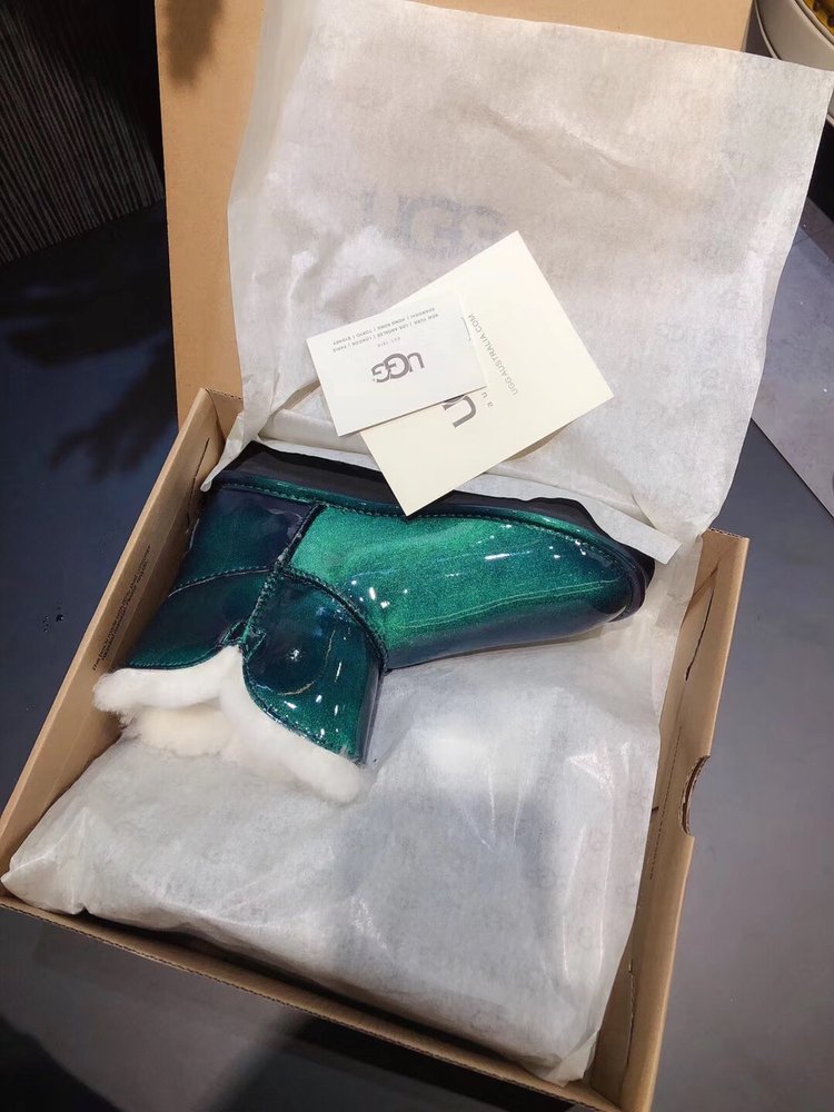 UGG 클래식 드림 시리즈 겨울 부츠 001-286272
