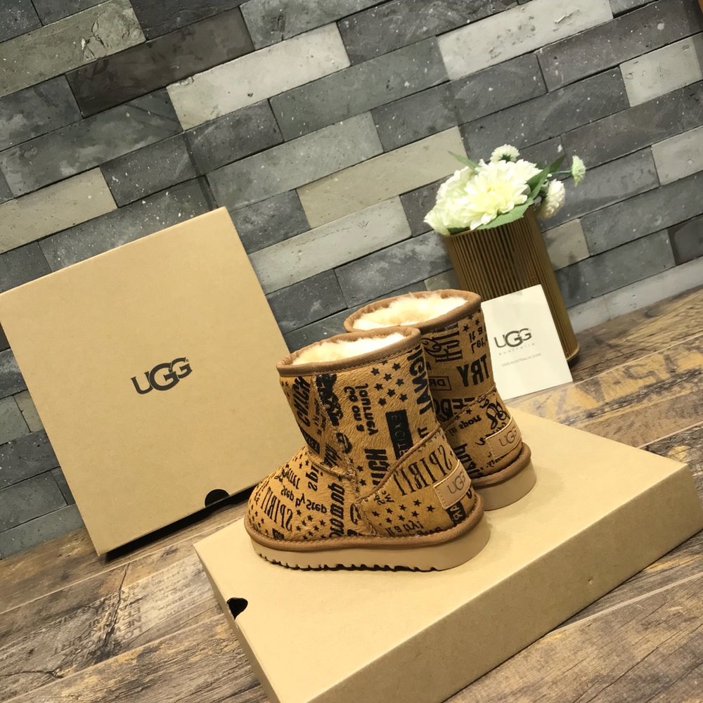 UGG 펜디 콜라보 방한부츠 001-286280