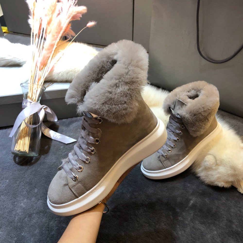 UGG 클래식 스노우부츠 업그레이드 버전 2컬러 001-286283
