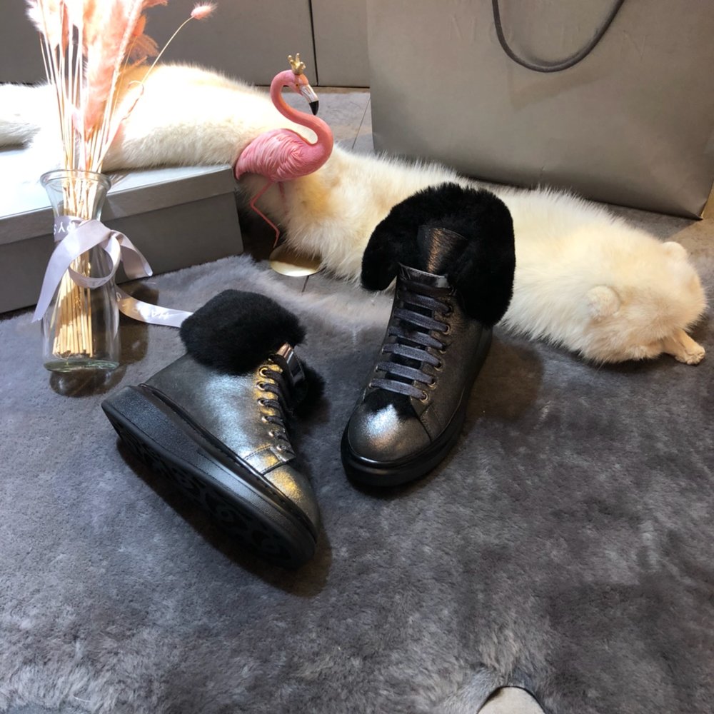 UGG 클래식 스노우 부츠 업그레이드 여성용 001-286284