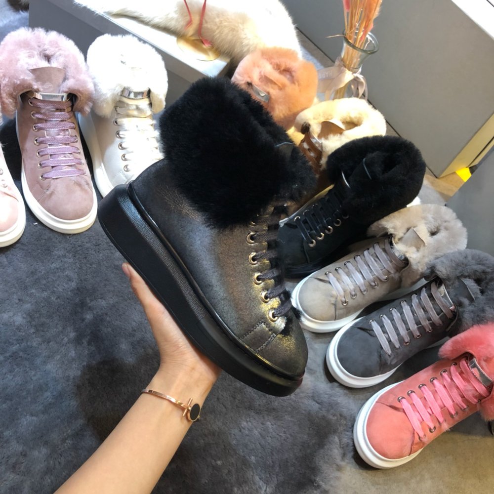 UGG 클래식 스노우 부츠 업그레이드 여성용 001-286284