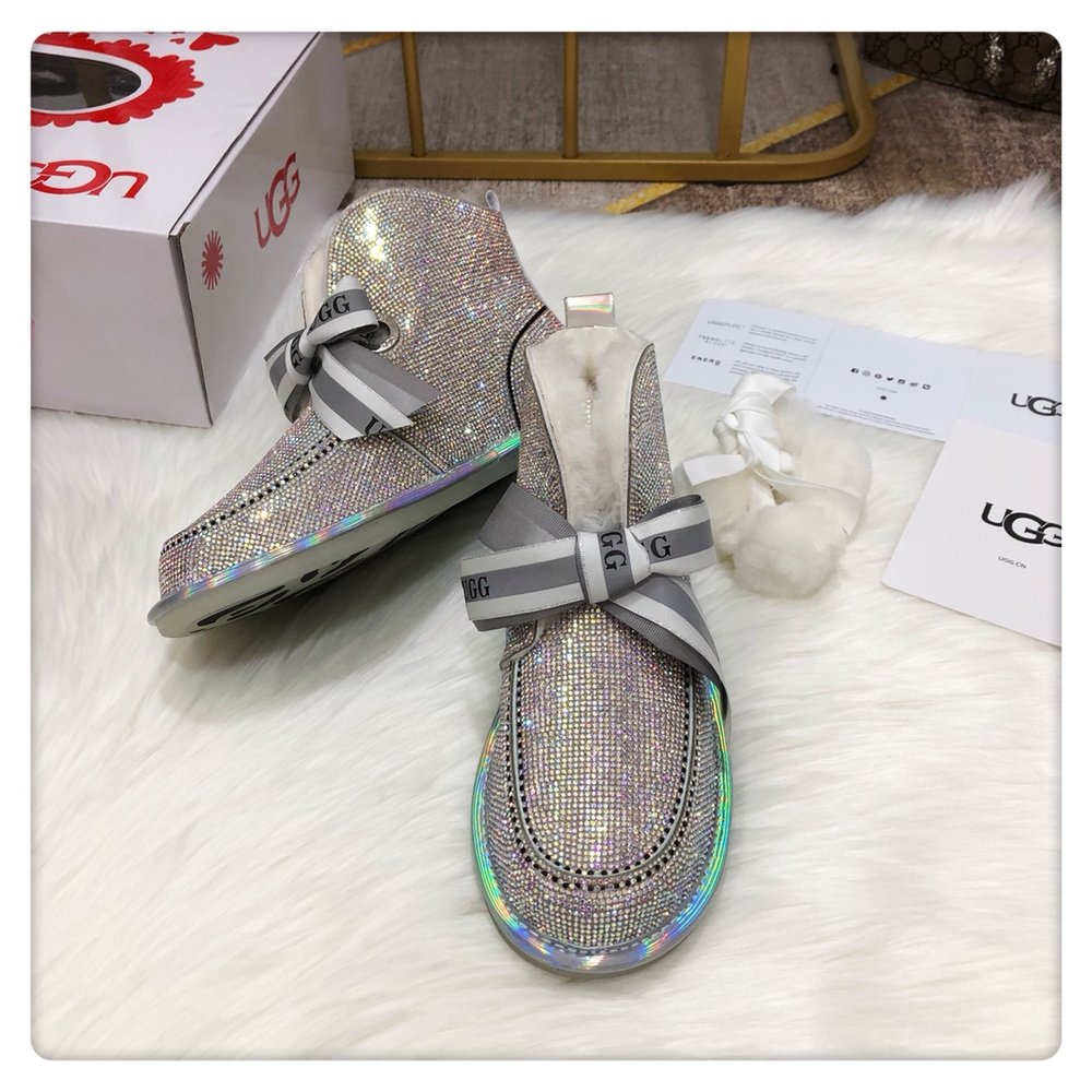 반짝이는 야광 2세대 UGG 털볼 리본 투웨이 신발 001-286287
