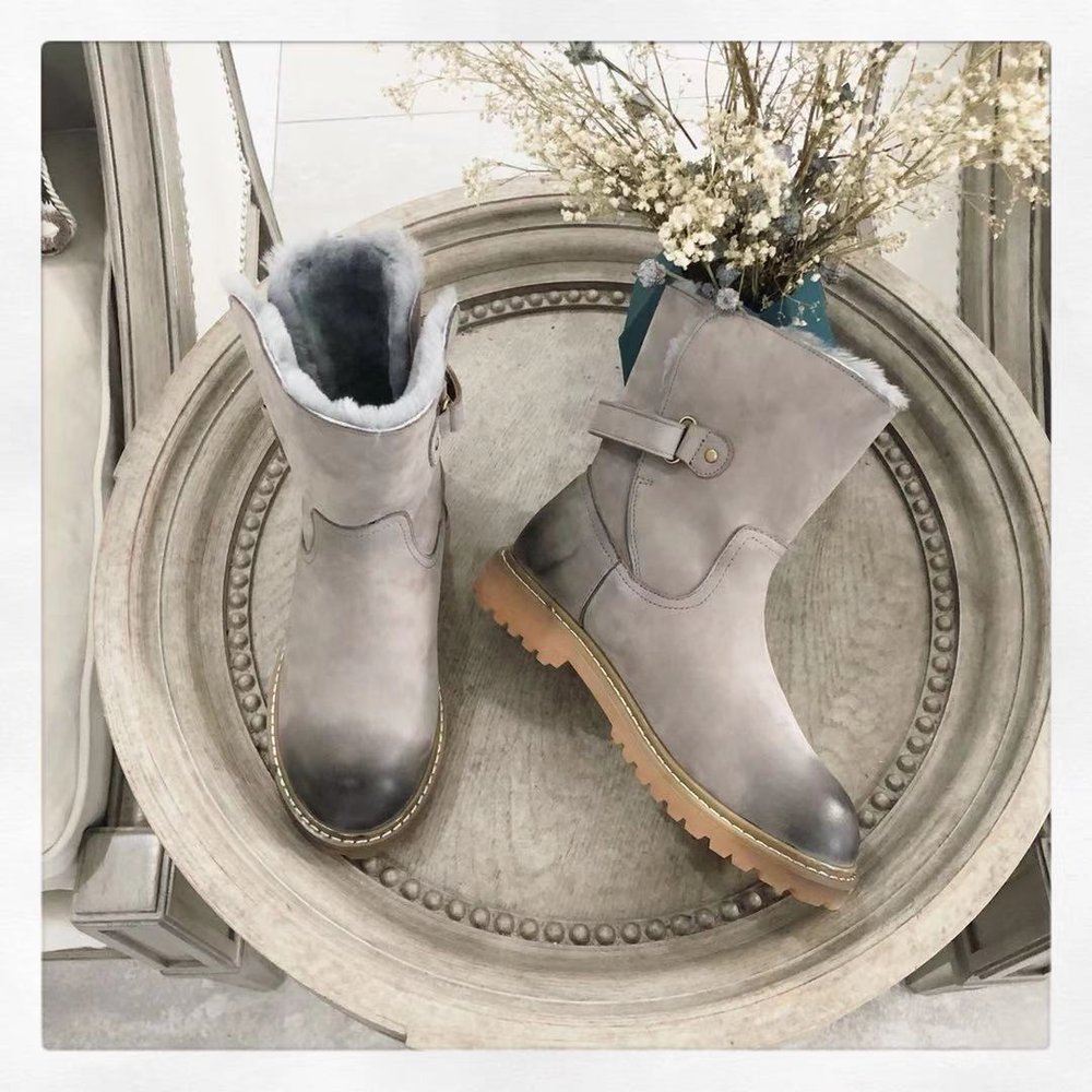 UGG 레트로 마틴 부츠 001-286300
