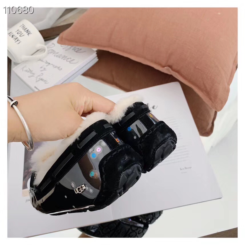 UGG 야광 두꺼운 밑창 단화 001-286309