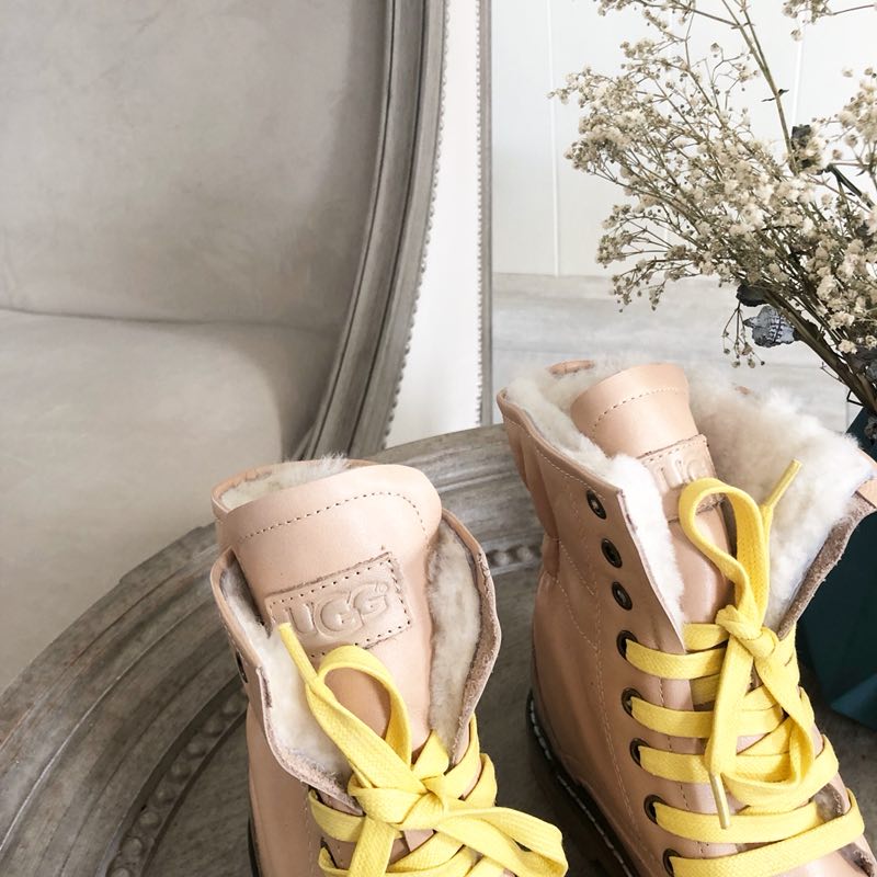 UGG 클래식 업그레이드 2.0 여성 신발 001-286316