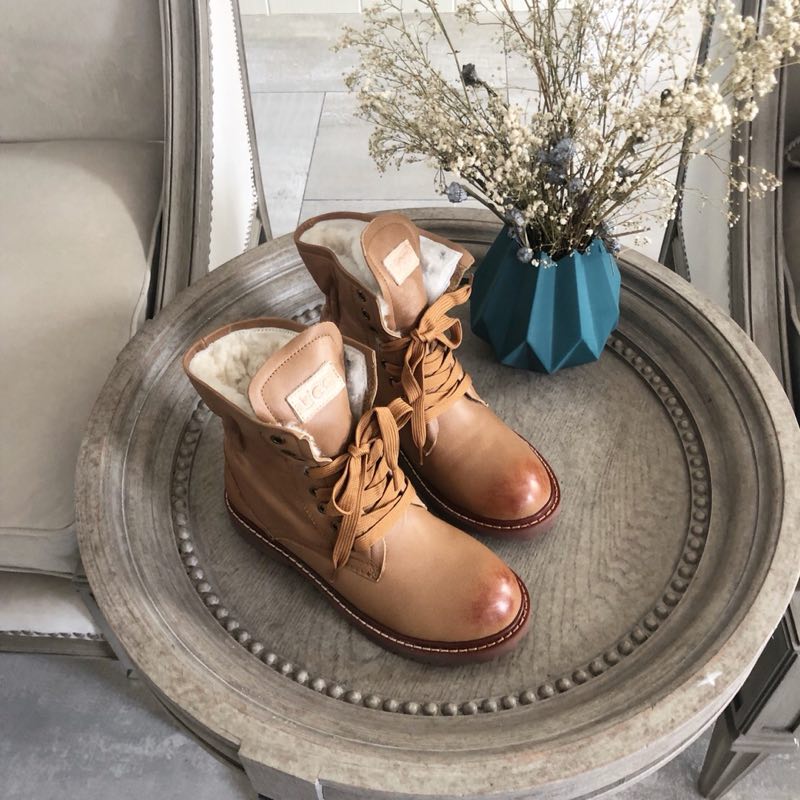 UGG 클래식 업그레이드 2.0 여성 부츠 001-286317