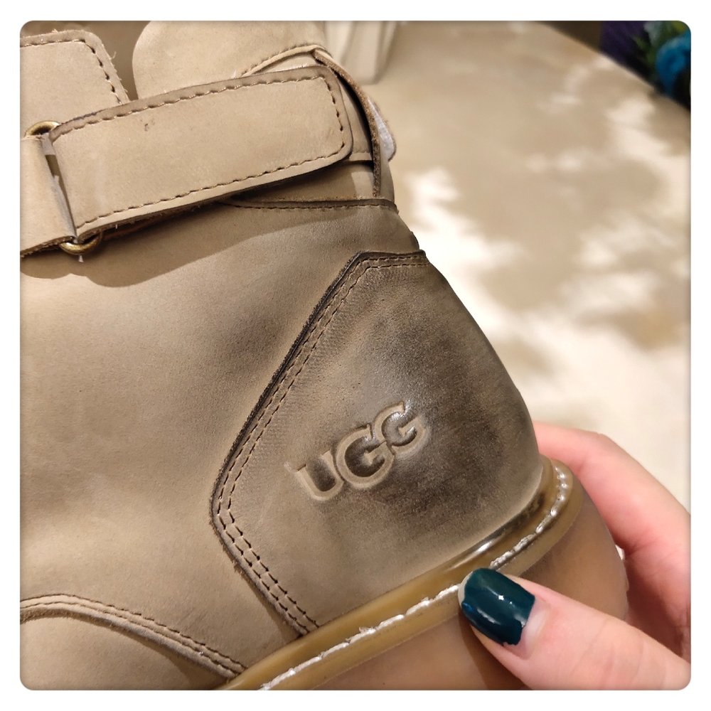 UGG 클래식 업그레이드 여성 부츠 버전 2.0 001-286322