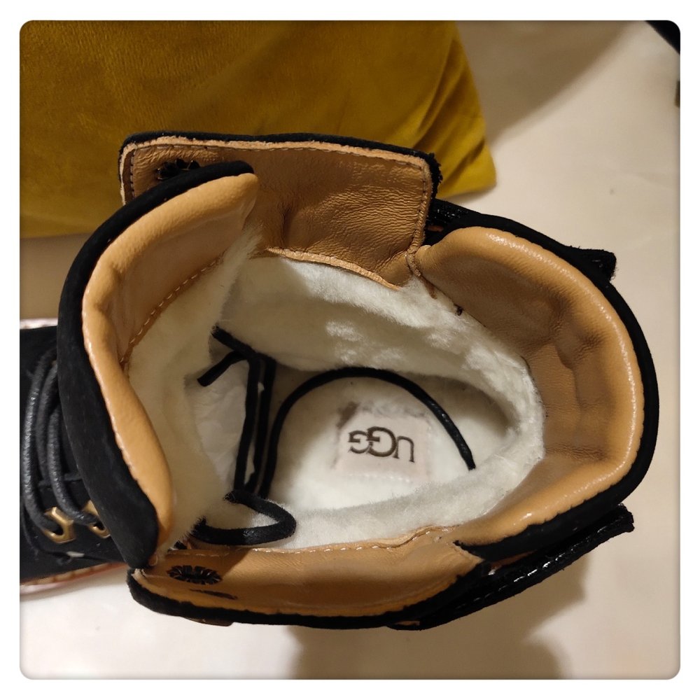 UGG 클래식 업그레이드 버전 2.0 퍼 부츠 001-286323