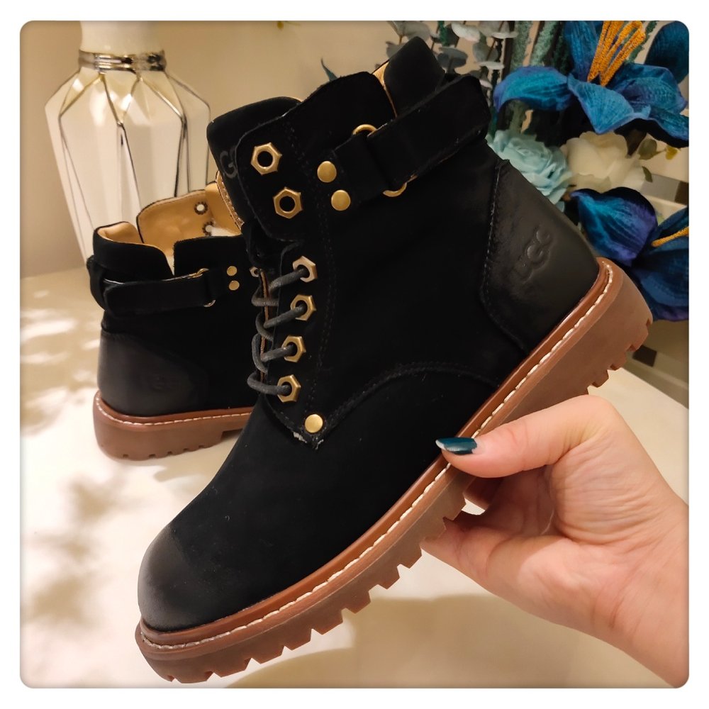 UGG 클래식 업그레이드 버전 2.0 퍼 부츠 001-286323